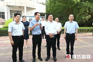 央视《朝闻天下》报道：武汉市足球管理中心竞赛部部长刘磊多次受贿行贿